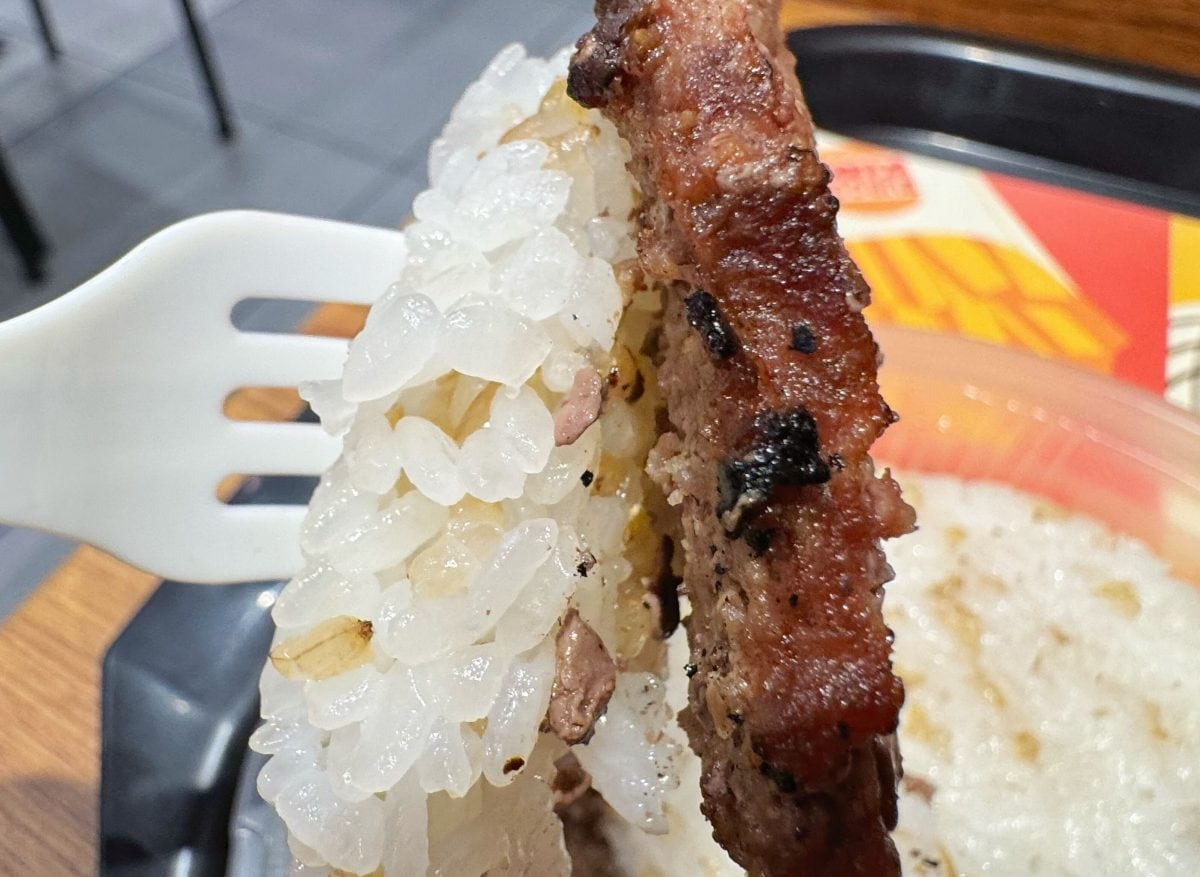 もちろんビーフパティとの相性は言わずもがな抜群！