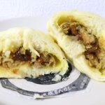 価格がバグってる？！「極旨　黒豚まん」＋カレーなのに価格は変わらず