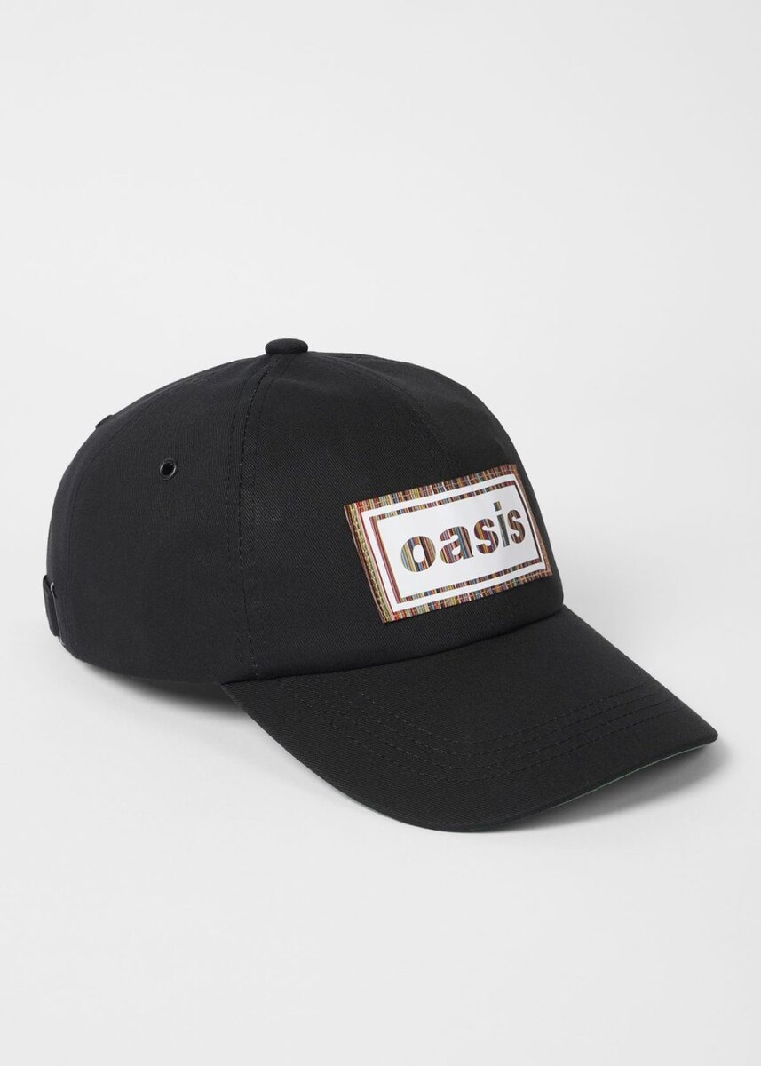 Paul Smith × Oasis「シグネチャーストライプロゴ キャップ」￥14,300