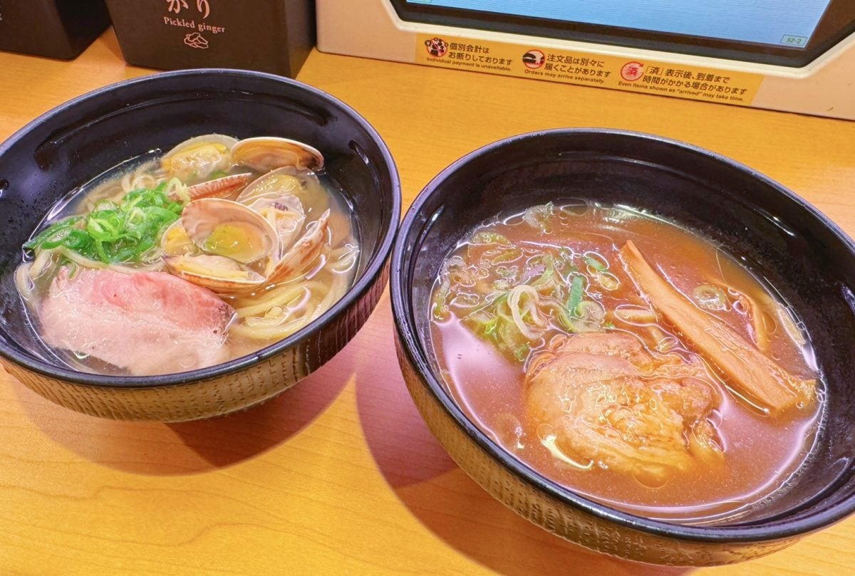 【スシロー】食べログ高評価店監修の新作2種がやばすぎる！“麺匠至誠”監修塩ラーメン＆“神戸・丸髙中華そば”監修豚骨しょうゆラーメンを食べ比べ