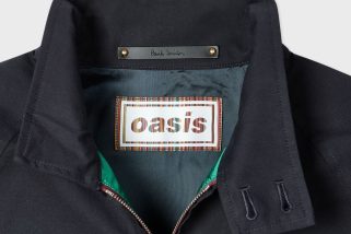 「ノエル愛用スーツのブランドが贈る」Paul Smith×Oasisコラボに注目！名曲モチーフのTシャツやジャケットが勢揃い