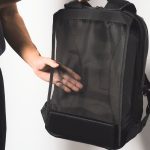 バックパネルはすけすけメッシュ！