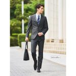 トップバリュ マジ楽洗えるスーパーストレッチスリムスーツ [TV149SA05S4]　￥19,800（税込￥21,780）