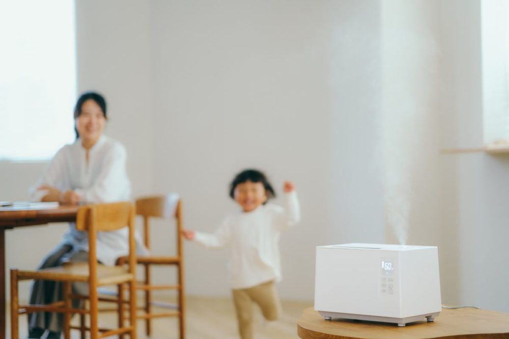 約75℃まで加熱しても、実際に吹き出し口から放出されるミストは50℃程度の「ぬくもりミスト」