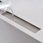 水タンクは5ℓの大容量。500㎖/hの最大加湿量で運転時、最長10時間給水不要で連続加湿が可能