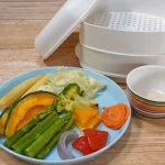 第2位 「ニトリで999円の神アイテム」4分で蒸し料理が完成!“レンジで二品同時に作れる”せいろ蒸し器が便利すぎた