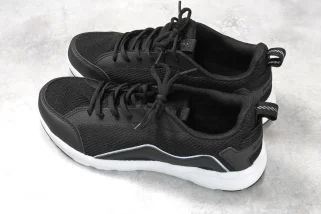 ワークマン“疲れない”で大ヒット！1,500円スニーカー、「今買い」ニューバランスのABZORB搭載モデルほか【スニーカーの人気記事ランキングベスト3】（2025年9月版）