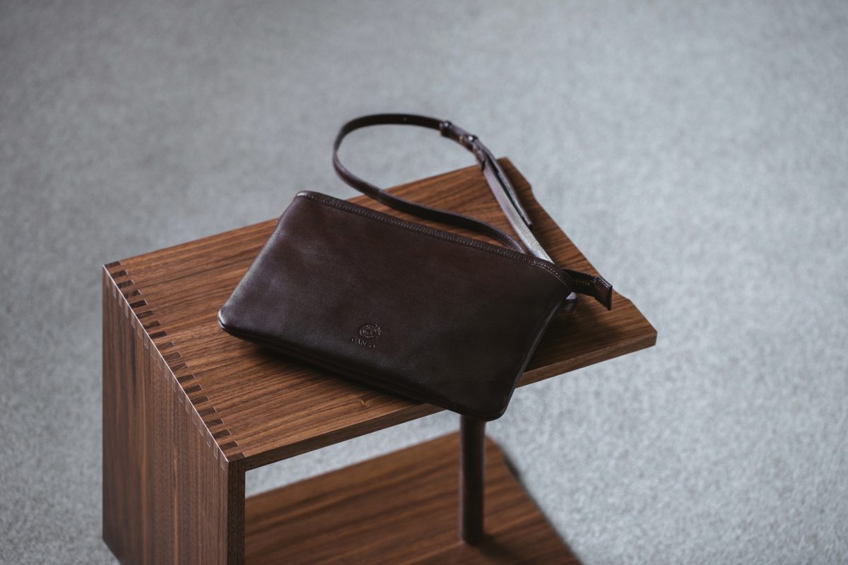 ガンゾ「サケット5 サコッシュ」￥44,000