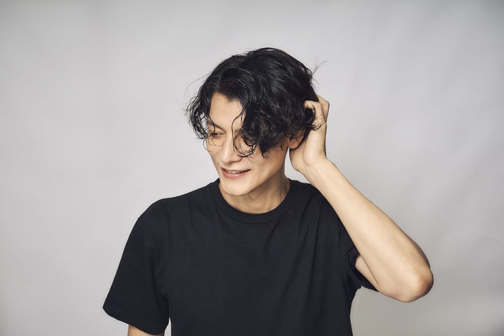 手にも髪にもベタつかない