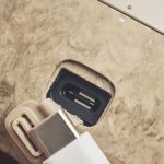 充電コネクターは汎用性の高いUSB Type-C