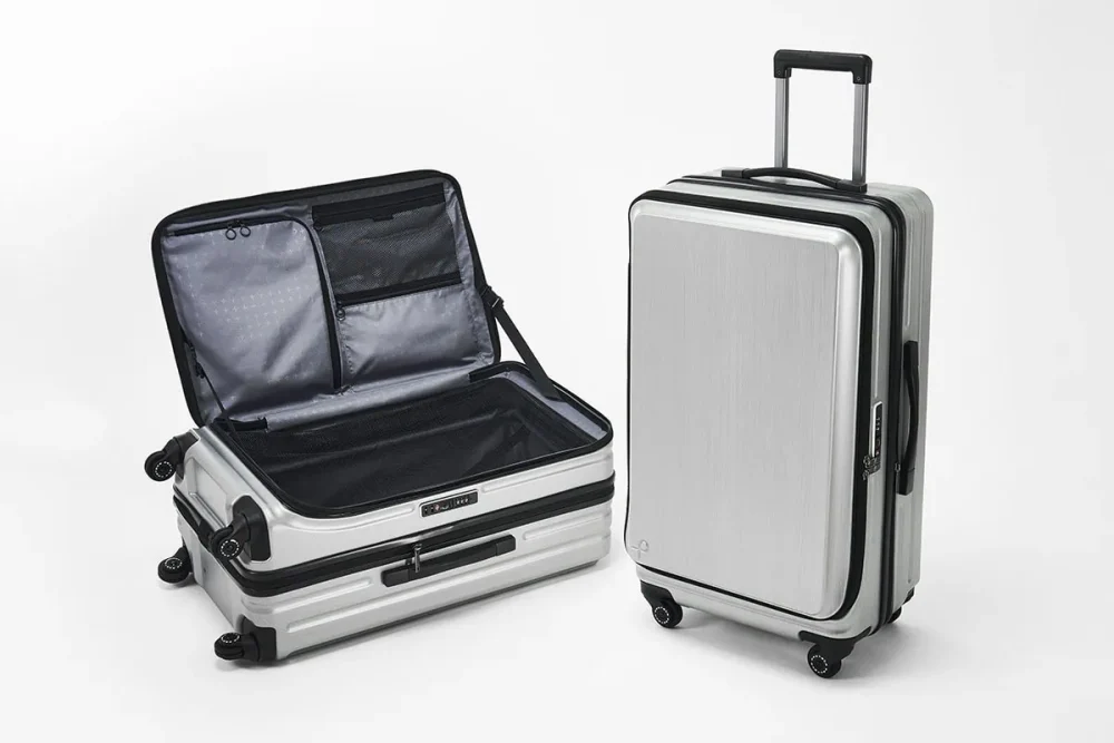 第3位　「このスーツケース、ガチで最強」圧倒的使いやすさ！ 3大トレンドを押さえた“プロテカ”なら絶対間違いなし！