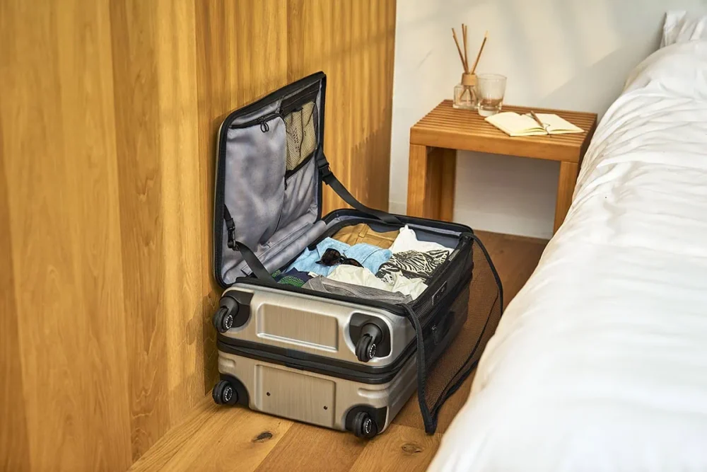 第3位　「このスーツケース、ガチで最強」圧倒的使いやすさ！ 3大トレンドを押さえた“プロテカ”なら絶対間違いなし！