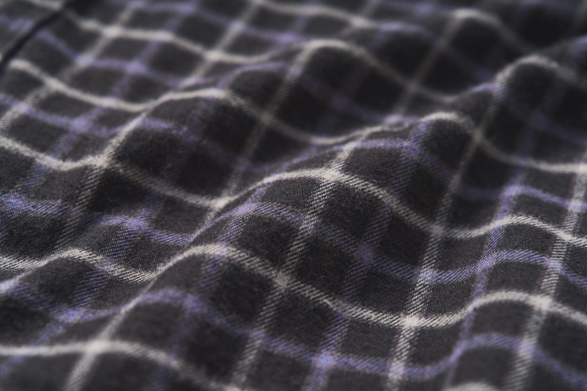 本体はコットン70%、ポリエステル30%によるフランネル素材。ポリエステルを含めた改質綿にすることで吸湿性や速乾性に優れている