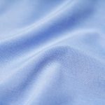 本体はポリエステル×コットンを採用しており、そこに洗濯時に汚れが落ちやすい加工をプラス