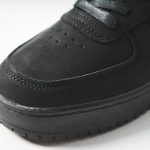 起毛加工を施すことで柔らかさとヌバックのような上品さが