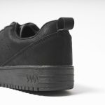 前・横・後とすべてブラックなので統一感がある