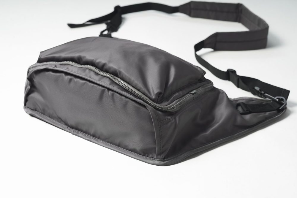 14インチのノートPCも入る収納力