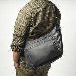 ちょうど身体の曲線に沿うような形状になっており、優しくフィットする