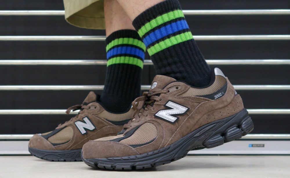 New Balance U2002R AB
