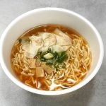 東洋水産 マルちゃん正麺 カップ ワンタン中華そば ¥278(税抜)