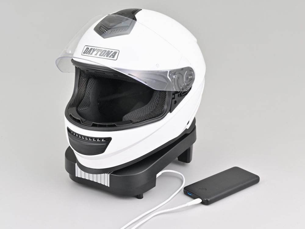 出先等ではモバイルバッテリーで使用するということも可能