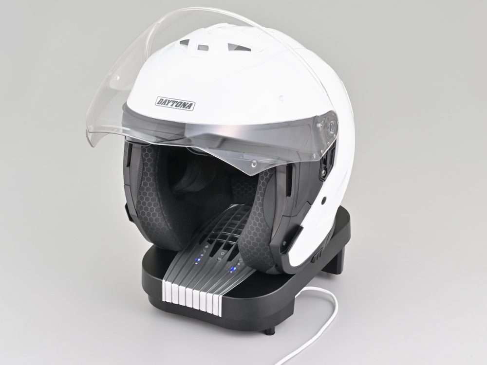 ライダーが抱えるヘルメットのインナー問題を解決してくれる強い味方「RE:MET TURBO（リメットターボ）」