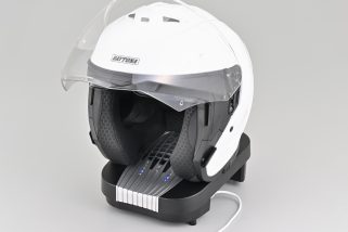 【ライダーのニオイ悩み解消】梅雨・夏・冬のヘルメットケアはこれ一択!グローブ/靴にも使える多機能消臭器「リメットターボ」を徹底解説