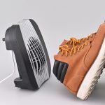 本体を立てかければフットウェア内部の乾燥・消臭も可能となる