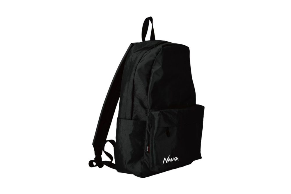 ナンガ「エコパック UR デイバッグ」￥17,600／W30×H45×D16㎝／約550ｇ