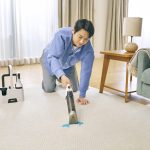 コードレスハンディ型で、急な液体汚れでもサッと対応