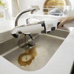汚水タンクの排水口を開けるだけで排水
