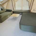 TPUウインドウ、メッシュパネルを備え、3層構造となっているのでオールシーズンを通じてアウトドアで快適なキャンプ体験を提供