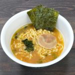 明星食品「明星 別格麺神 横浜家系豚骨醤油」