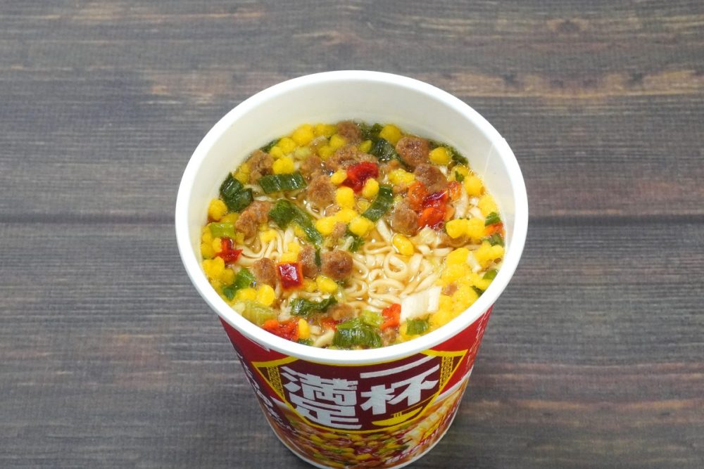 明星食品「明星 一杯満足 しょうゆ味ヌードル」