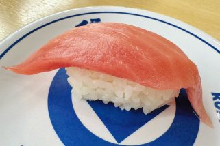 【100円メガ中とろは必食】4日間限定!旬のカニ、万博店メニューまで「くら寿司の最強冬ネタ」期間限定メニューを実食レポ