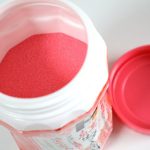 工作用かと思うほど鮮やかなショッキングピンク