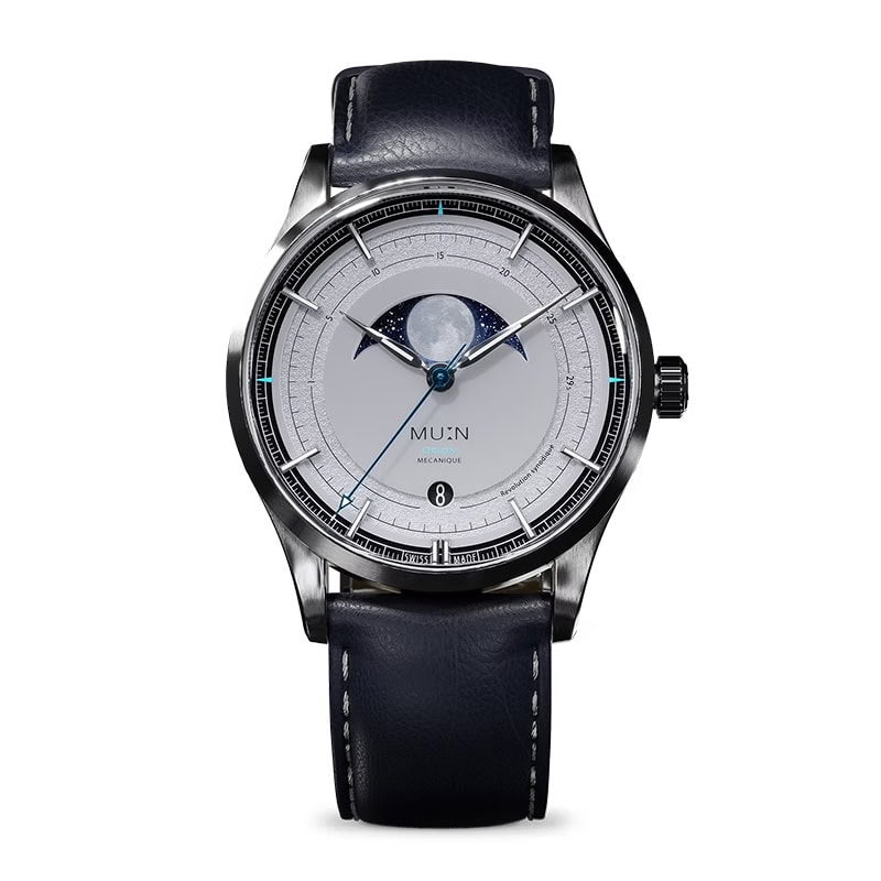 MU:N「オリオン」￥308,000／手巻／38㎜径／パワーリザーブは約41時間／10気圧防水