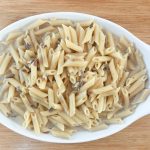 「きのこのクリームパスタ」は、ペンネの穴に濃厚なスープがよく絡みます