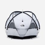 ボディカラーは「ザ・ノース・フェイス」のドーム型テント「Geodome 4」の意匠からインスピレーションを得たという