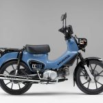クロスカブ110に新色として設定された「ボニーブルー」