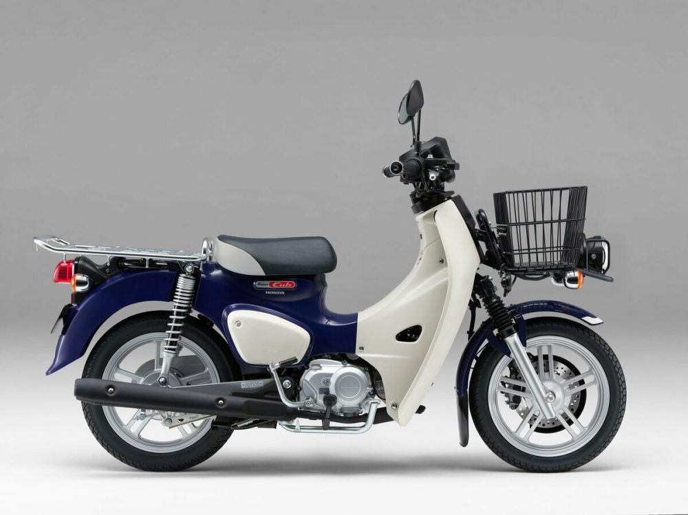 スーパーカブ110 プロは「セイシェルナイトブルー」の1色設定