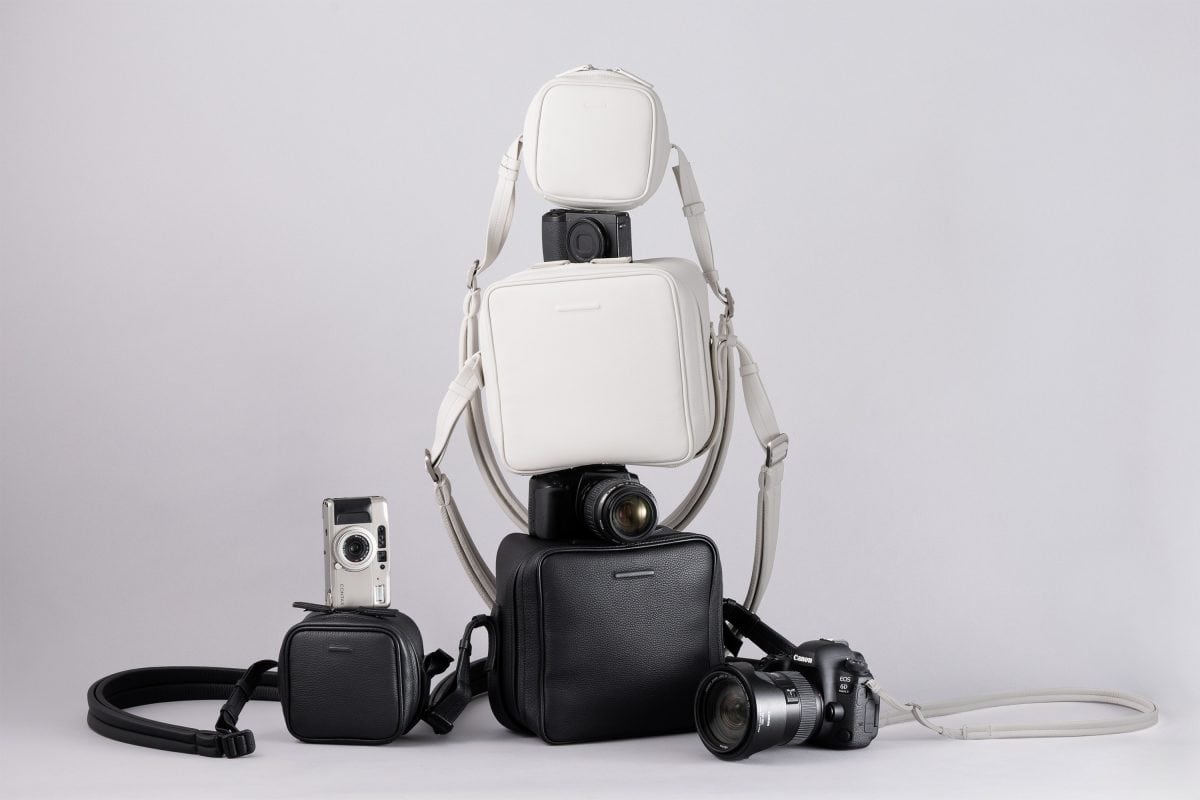 街歩き用カメラバッグの大本命】「objcts.io」の防水レザー製カメラ