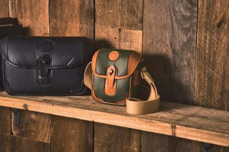 【ライカ愛から生まれた逸品】名機M型にジャストフィット！「名門は名門を知る」ハンティングワールド60周年記念のカメラバッグが美しすぎる