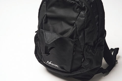 大型のフロントポケット