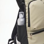 非対称のサイドポケット