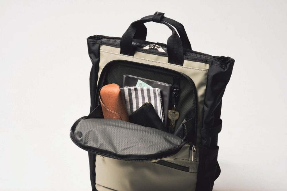 特大フロントポケットが使いやすい！