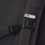 チェストストラップ付き