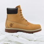 ティンバーランド「【ティンバーランド 25】6インチ プレミアム ウォータープルーフ ブーツ メンズ - ウィート」¥33,000