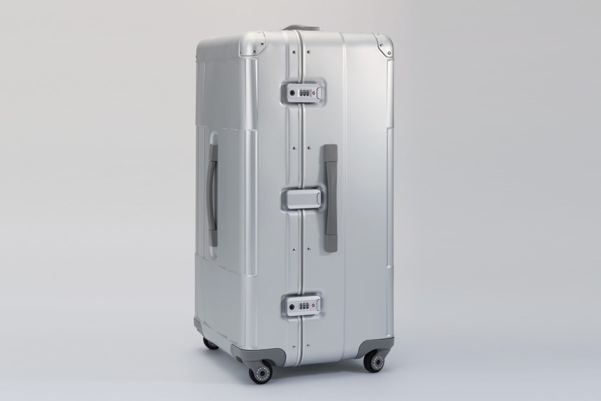 嵩張る荷物の収納に適したトランク型