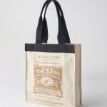ジョンスメドレー×リラップ「オーガニックコットンキャンバスバッグ（LARGE）」￥8,800／W24×H26×G10㎝